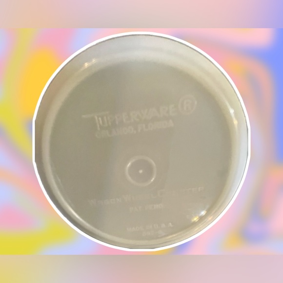 Vintage Tupperware Set of 6 Pastel Wagon Wheel Coasters and Caddy/Tray #567 - Picture 4 of 10